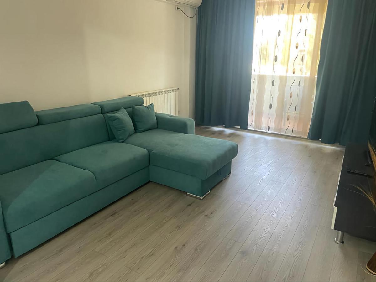 Apartament Barrels Beach Apartment Mamaia Bagian luar foto